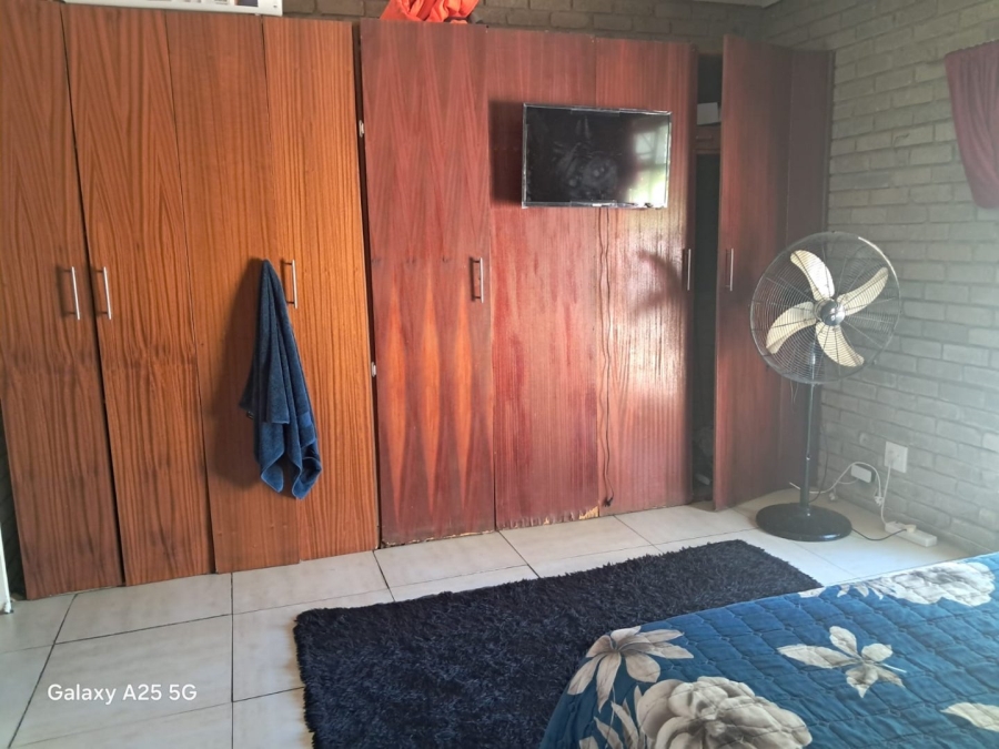 3 Bedroom Property for Sale in Oos Einde North West